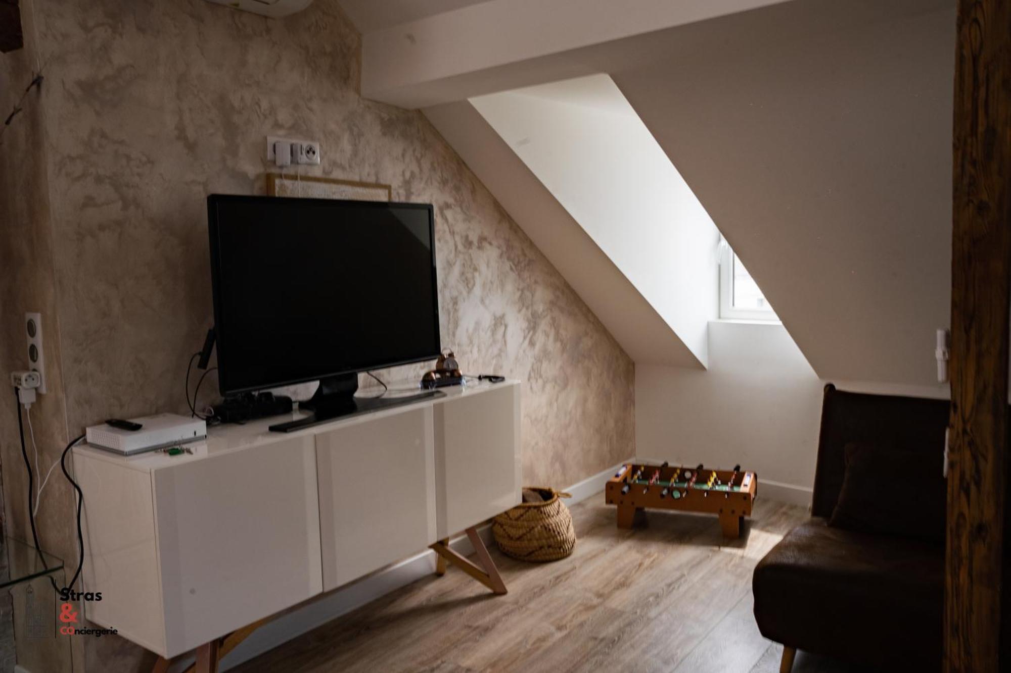 Apartamento Belles Combles Alsaciennes Au Centre De Estrasburgo Exterior foto